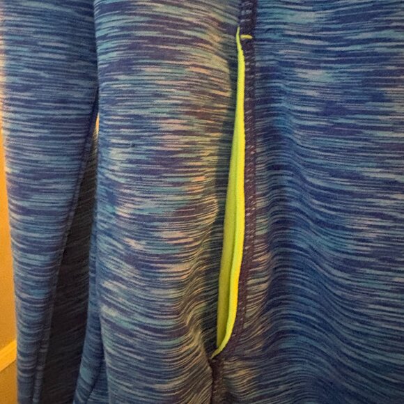 Used-in great condition Tangerine Multi-Colored Zip Up Jacket. Size M - Picture 5 of 10